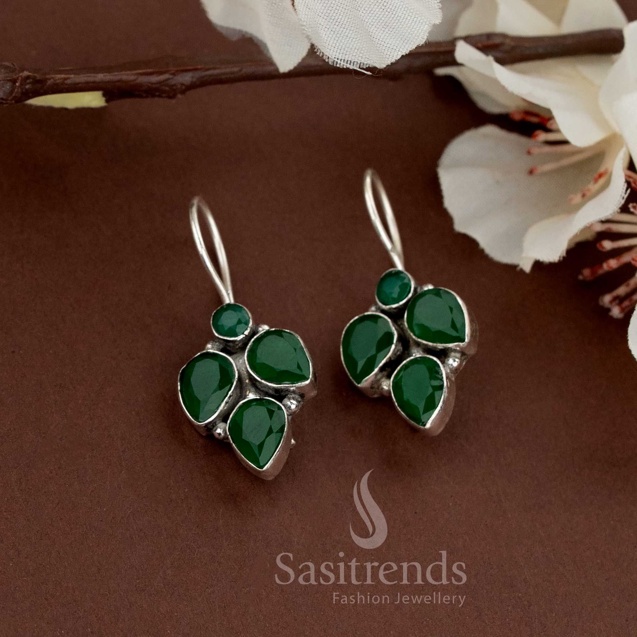 Natural green stone cluster earrings in oxidised metal, great for college and daily styling – Sasitrends