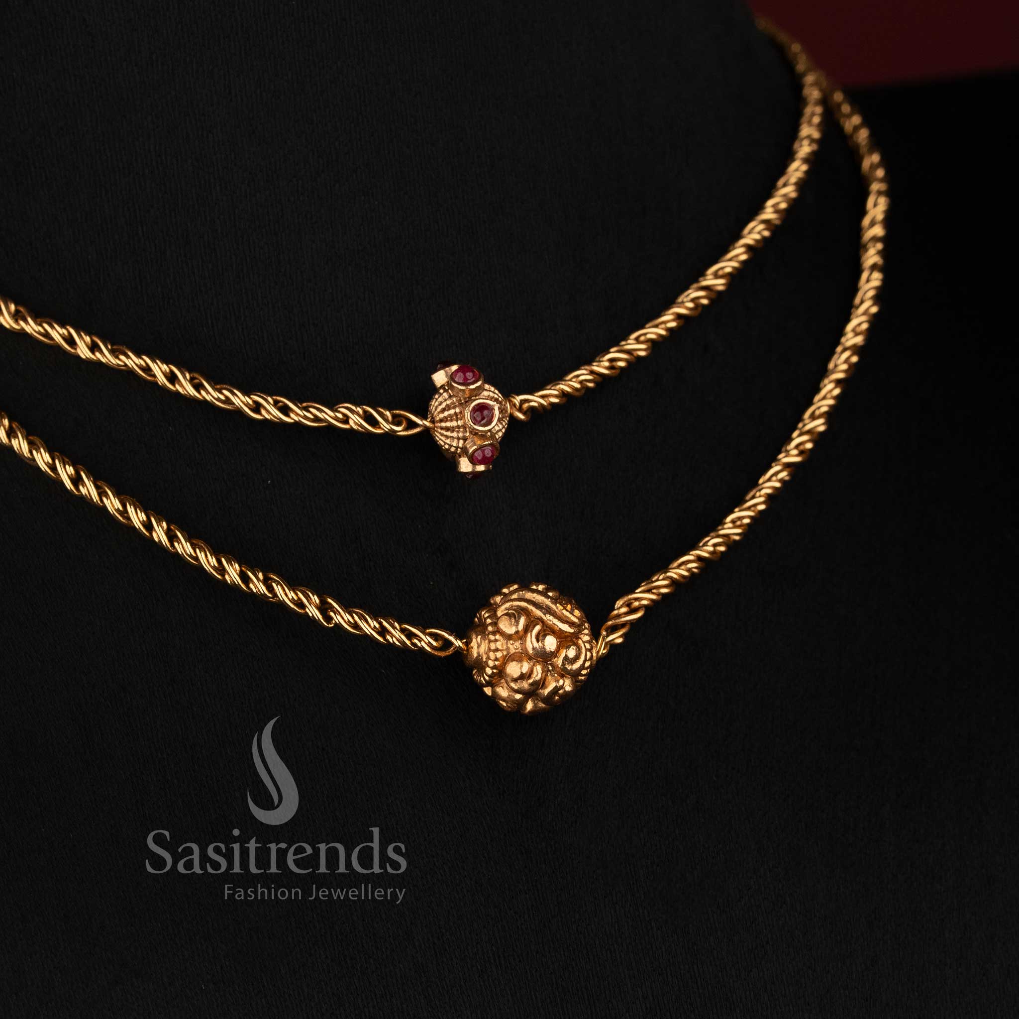 Sasitrends antique gold plated traditional temple floral double-layer necklace set 