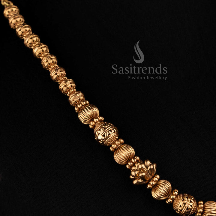 Antique Gold Plated Carved Shell and Filigree Golden Bead Mala Necklace Set - Sasitrends