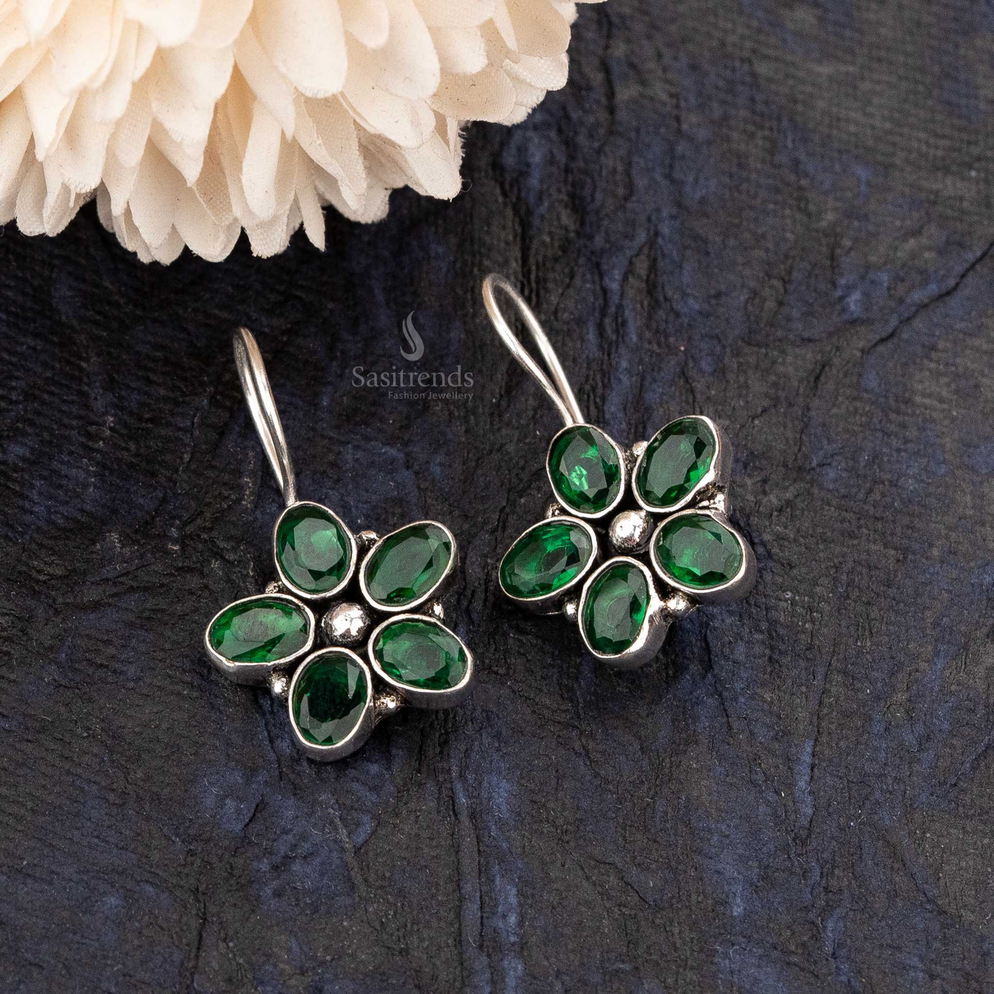 Earrings Sasitrends