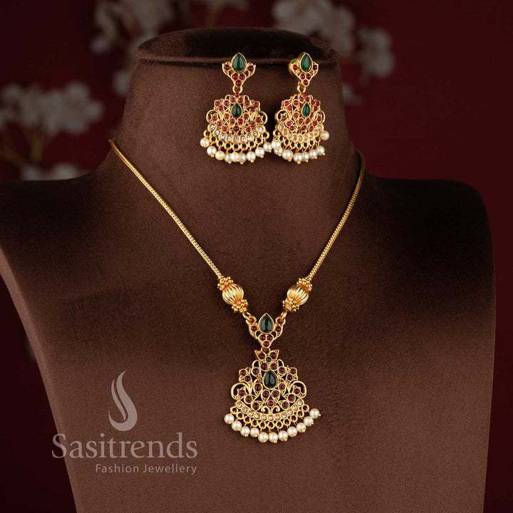 Traditional classic matte gold plated stone necklace set with pearl drops by Sasitrends