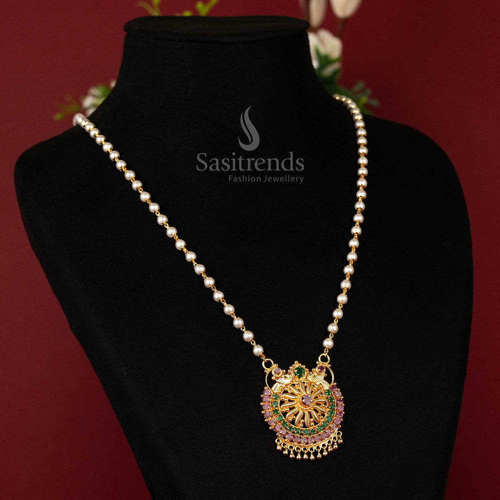 Graceful micro gold-plated ruby-green necklace featuring a kemp stone pendant and delicate pearl mala ideal for weddings and ethnic wear – Sasitrends

