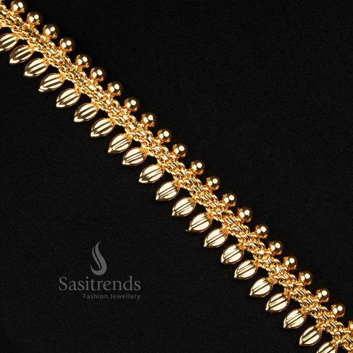 AD-studded Lakshmi haram necklace with festive charm, micro gold plating and nature-inspired leaf patterns – A vibrant pick for celebratory occasions – Sasitrends