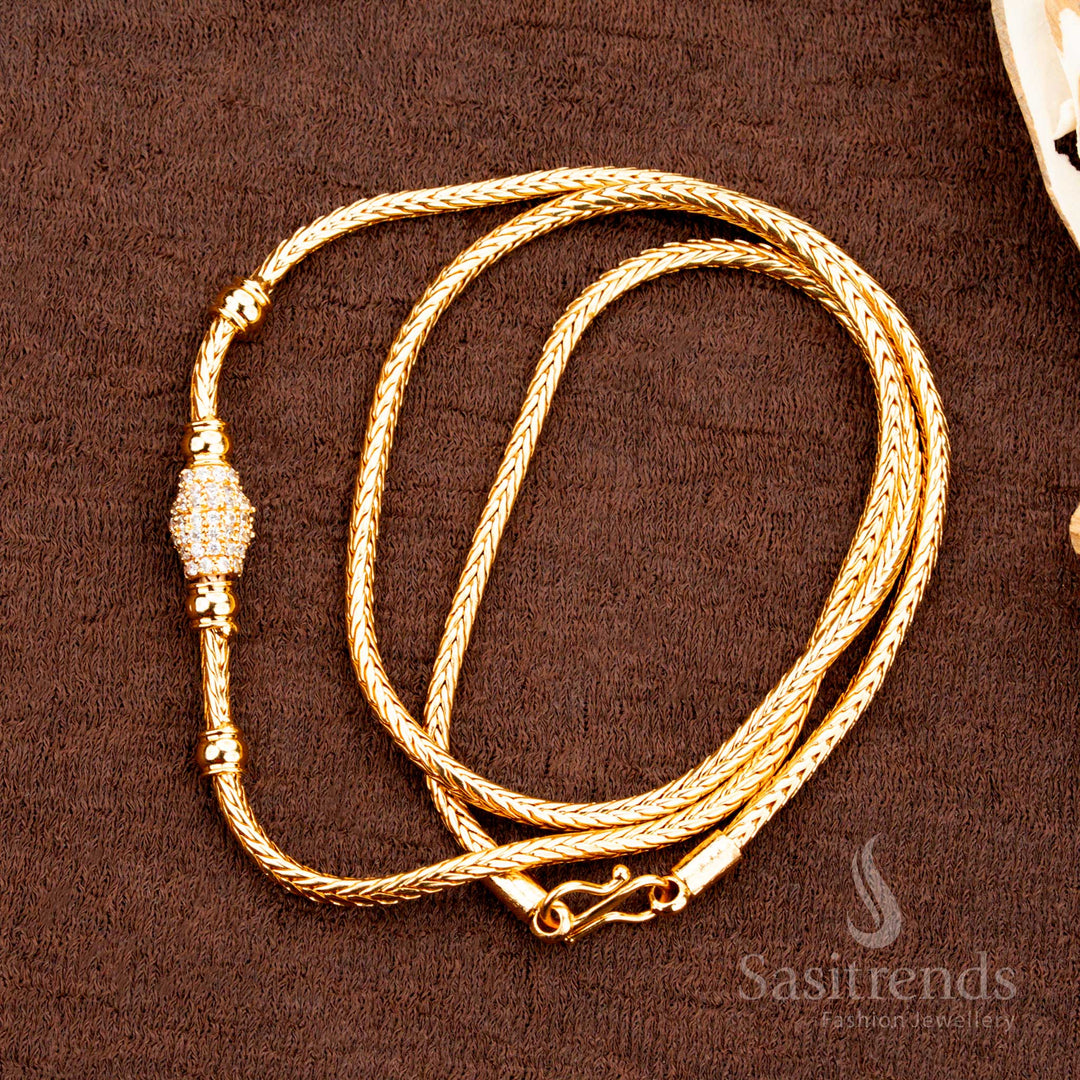 Pure white Mugappu chain in ethnic style with AD stone embellishment and oval ball design, part of traditional jewellery collections – sasitrends