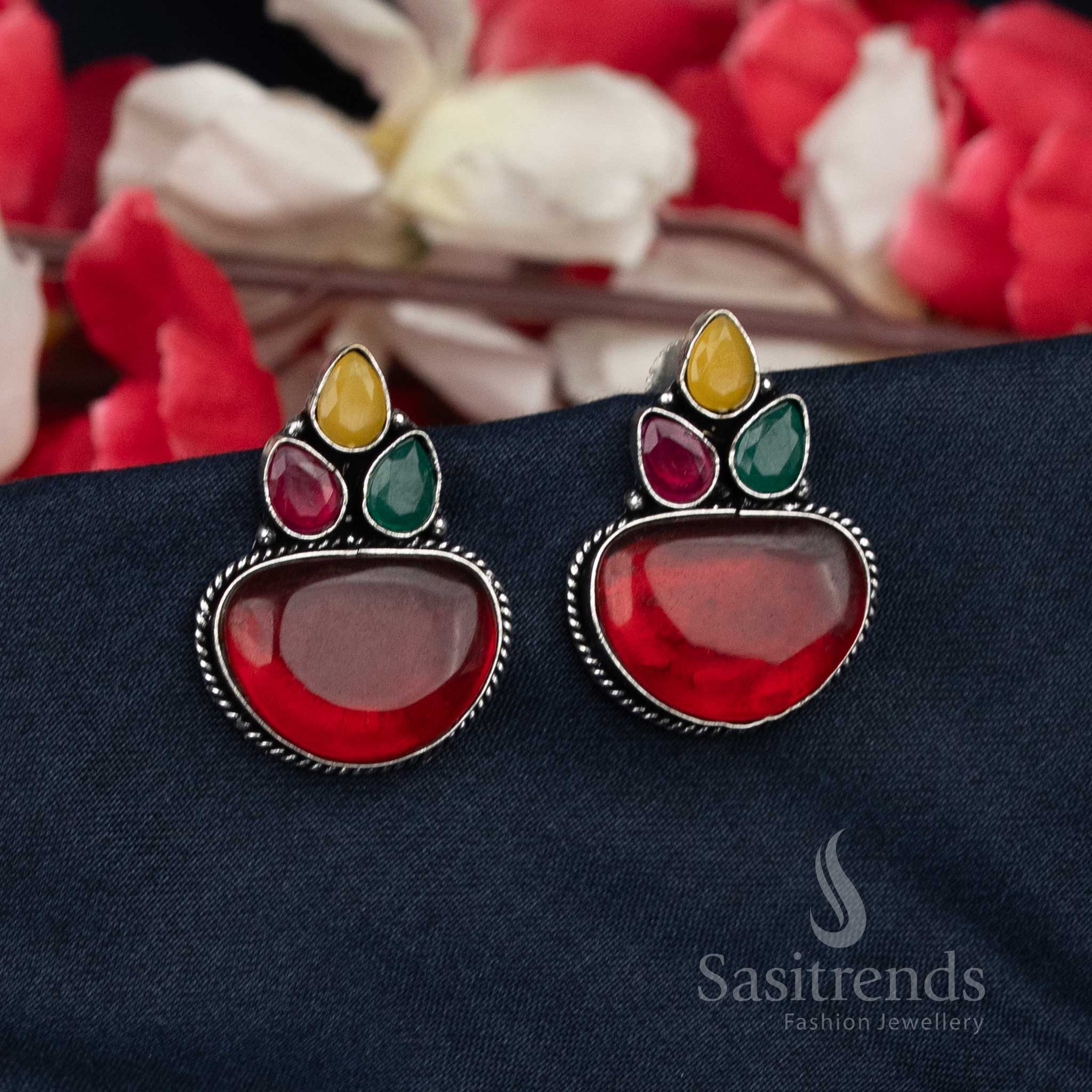 Floral stone studs with pearl drop - Sasitrends