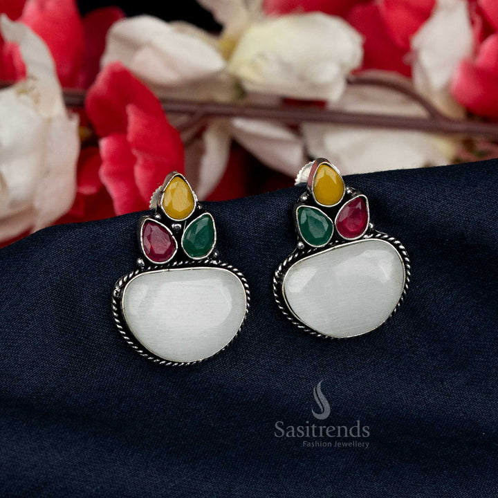 Handcrafted oxidised earrings with colourful accents - Sasitrends