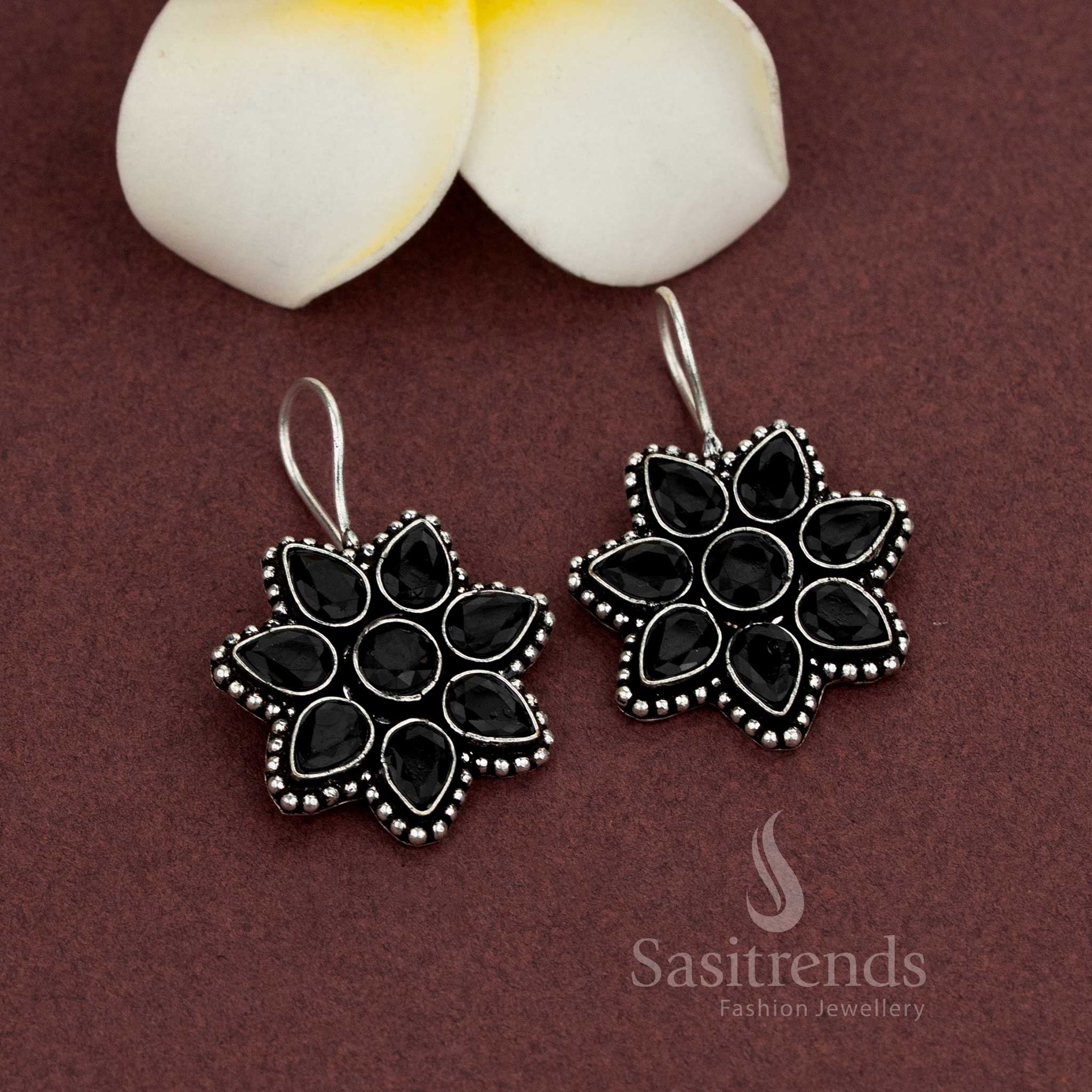 Eight-petal design oxidised earrings for Navratri