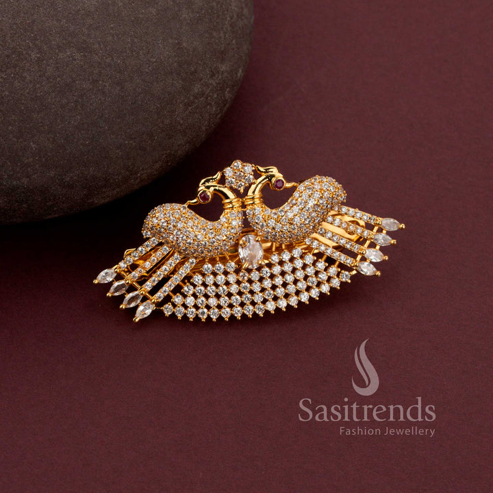 Vibrant White AD Peacock Hair Clip with Intricate Craftsmanship - Sasitrends