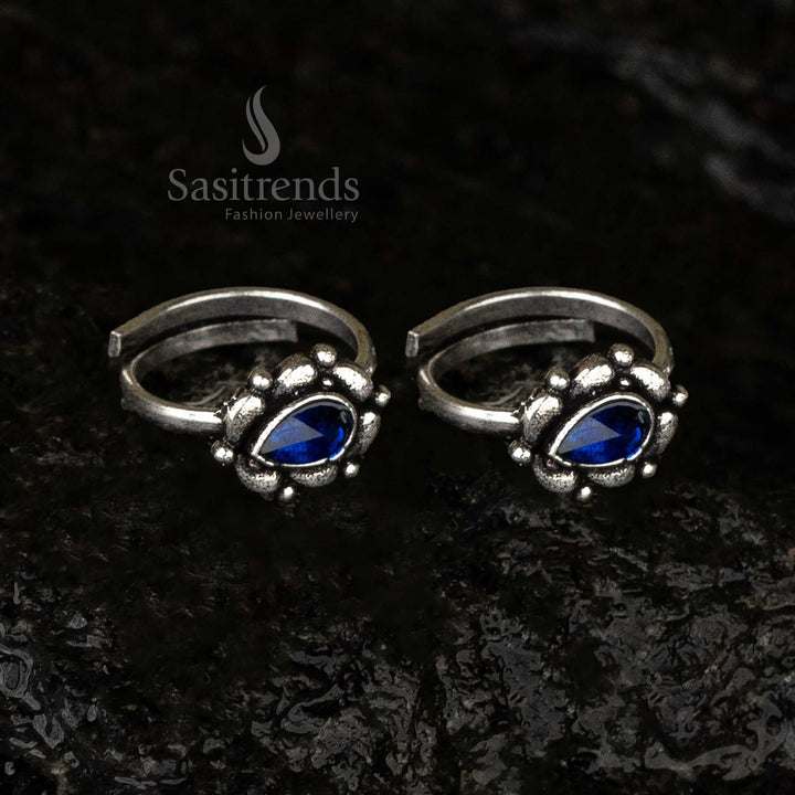 Calm oxidised silver blue teardrop toe ring with adjustable symmetrical bead design - Sasitrends