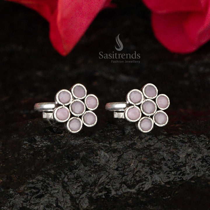 Oxidised toe ring featuring mint green and pink stones in a charming floral pattern, exuding a soft pastel glow - Sasitrends