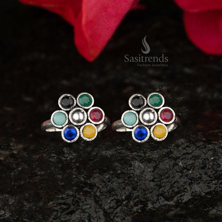 Oxidised flower toe ring adorned with multicolor gemstone petals, perfect for a bohemian vintage style - Sasitrends