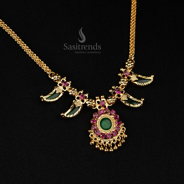 Traditional one gram micro gold plated Palakka necklace with Kerala design featuring 2 petal pattern and guaranteed 24 carat look for premium jewellery - Sasitrends