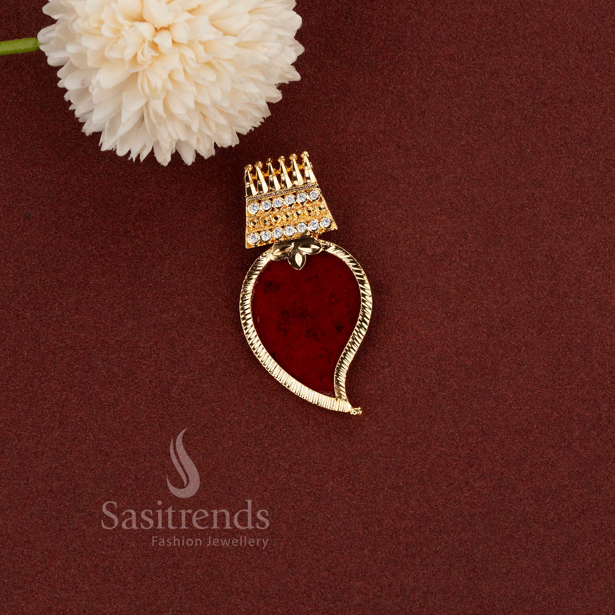 Stylish 24 Carat Micro Gold Plated Small Blue Palakka Pendant with Diamond Stone - Sasitrends