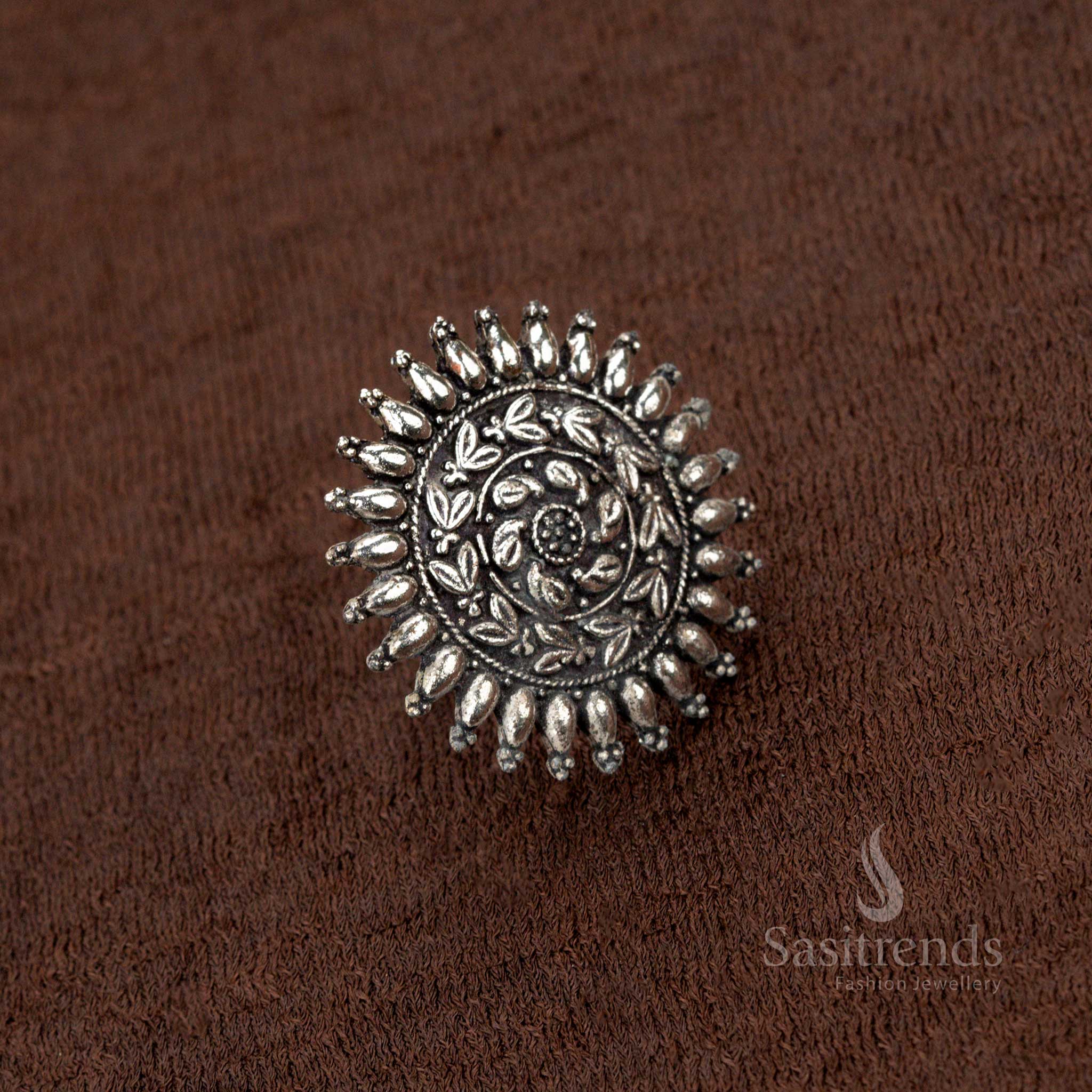 Traditional oxidised circular ring with intricate detailing for women - Sasitrends