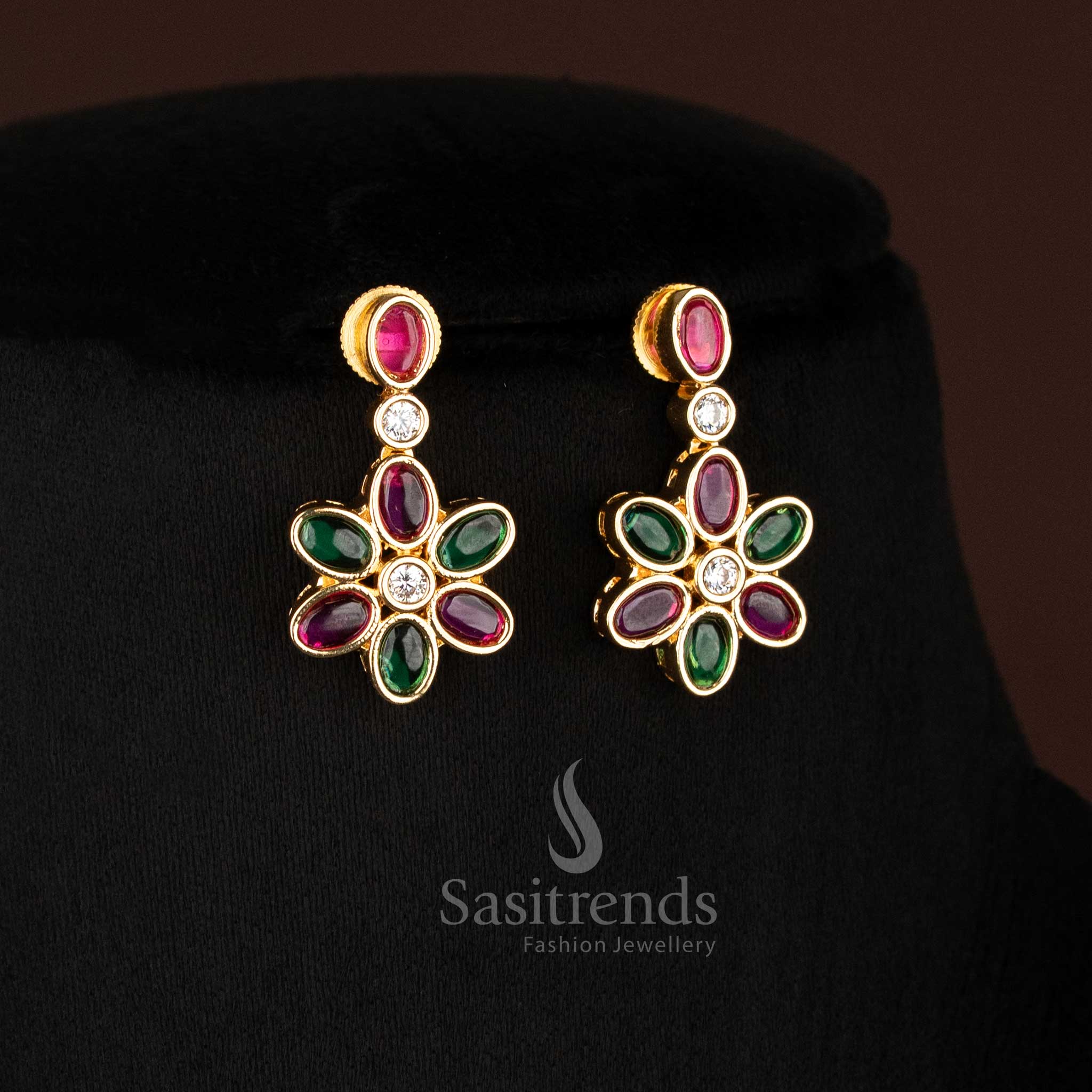 Matte gold plated Ruby Green necklace with floral earrings – Sasitrends