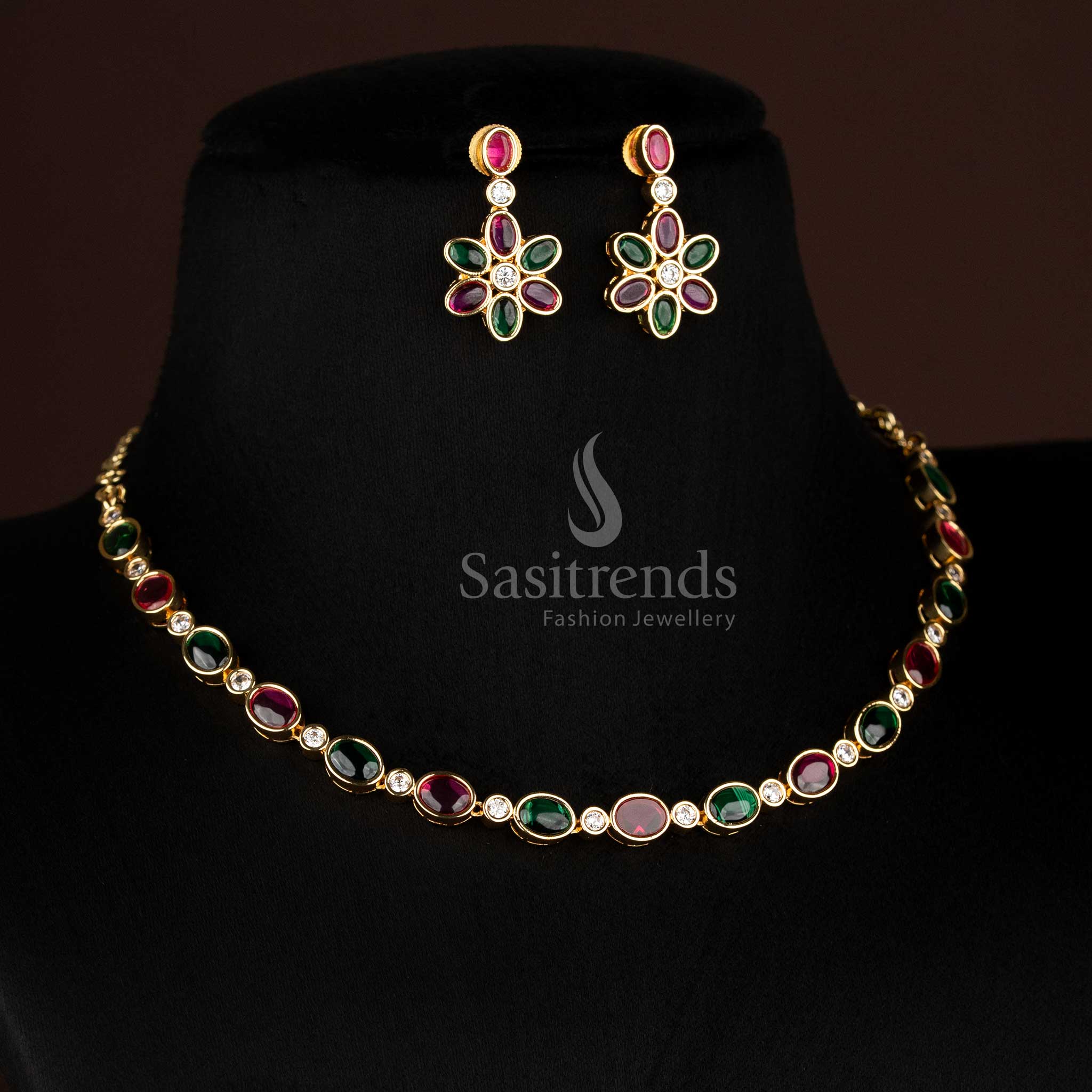 Matte gold plated Ruby Green necklace with floral earrings – Sasitrends
