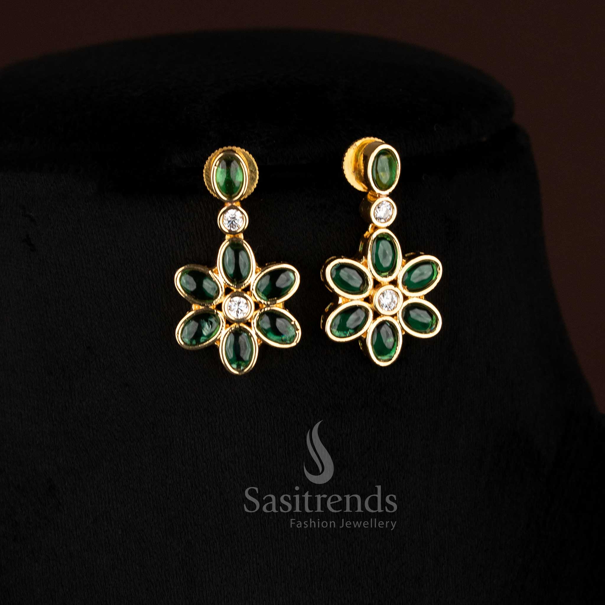 Matte gold plated Green necklace with floral earrings – Sasitrends