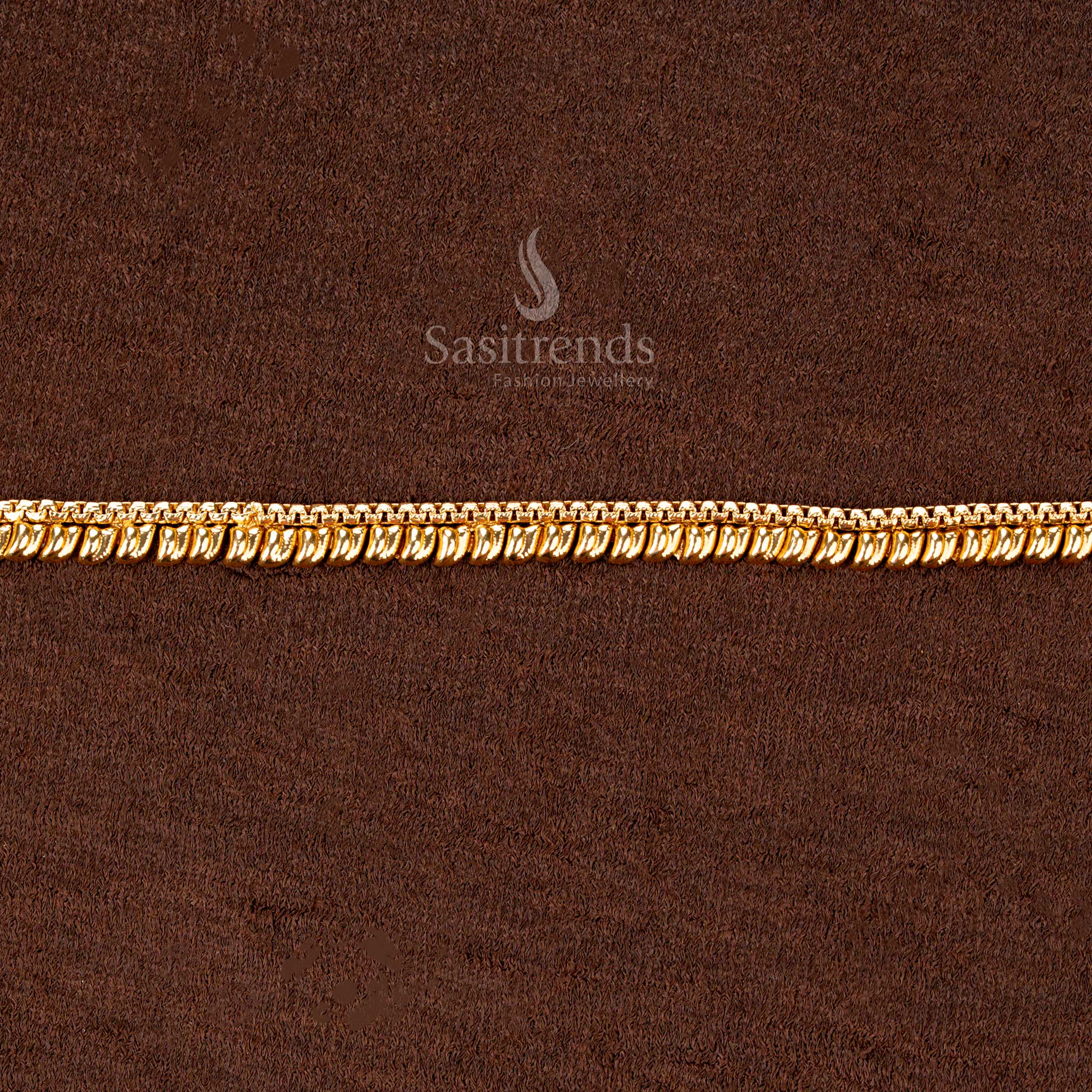 Gold plated waist chain with single-line bead base and droplet hangings - Sasitrends