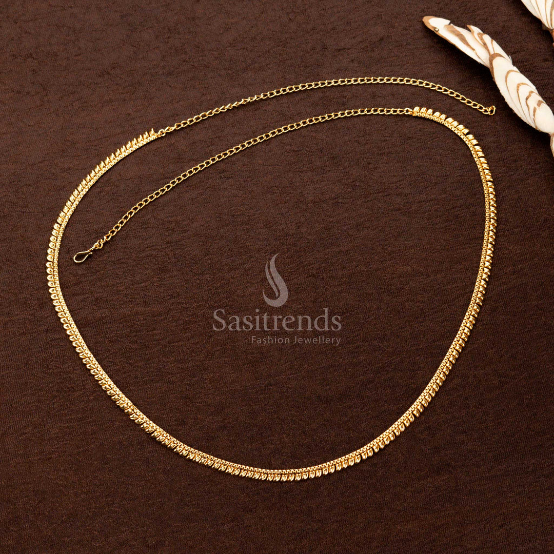 Sleek gold plated hipbelt with curved droplet detailing for sarees - Sasitrends