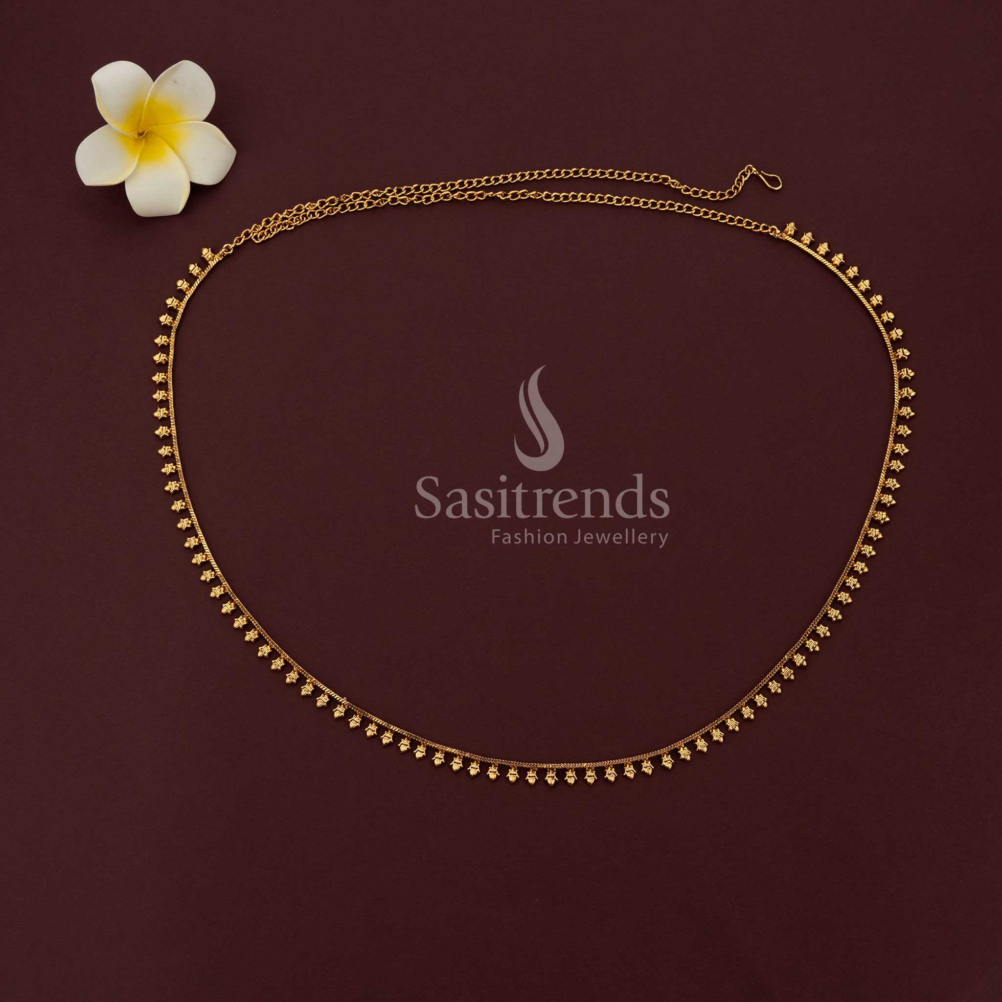 Adjustable antique gold waist chain with reinforced links for a secure, custom fit - Sasitrends