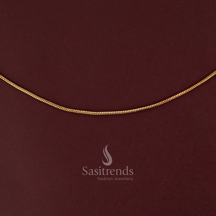 Elegant thin gold curb chain waist belt for traditional Indian sarees - Sasitrends