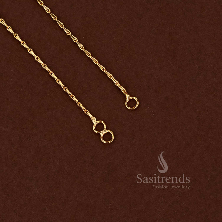 Micro gold plated sleek twisted Singapore chain Matil ear accessory - Sasitrends