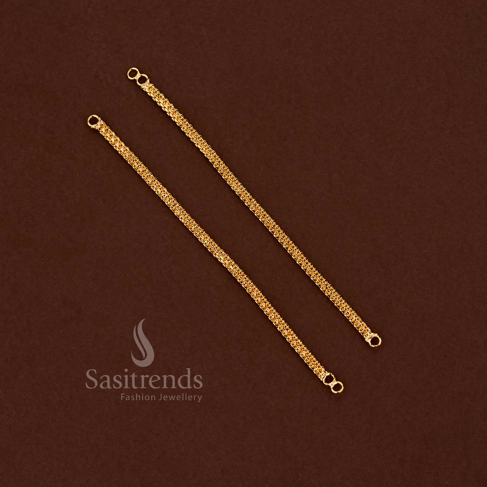 Micro gold plated sleek curb link neck chain with flattened interlocking circular links - Sasitrends
