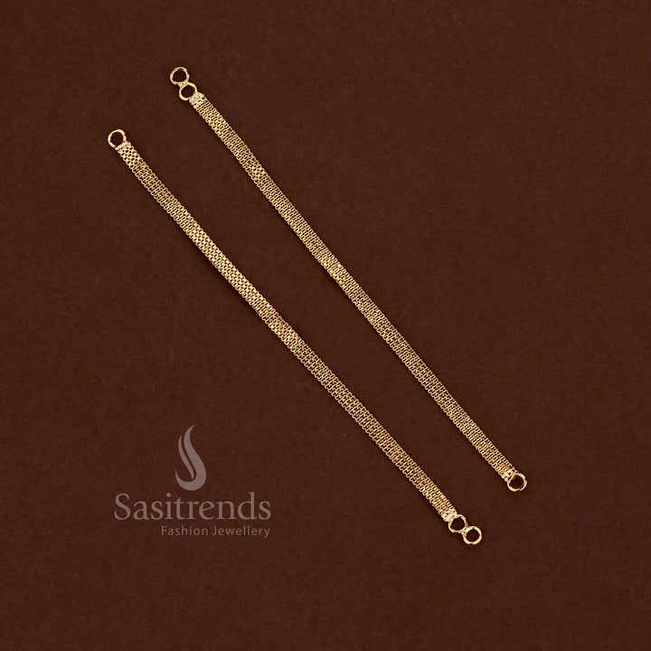 Micro gold plated triple layer box chain with a broad and durable geometric link design - Sasitrends