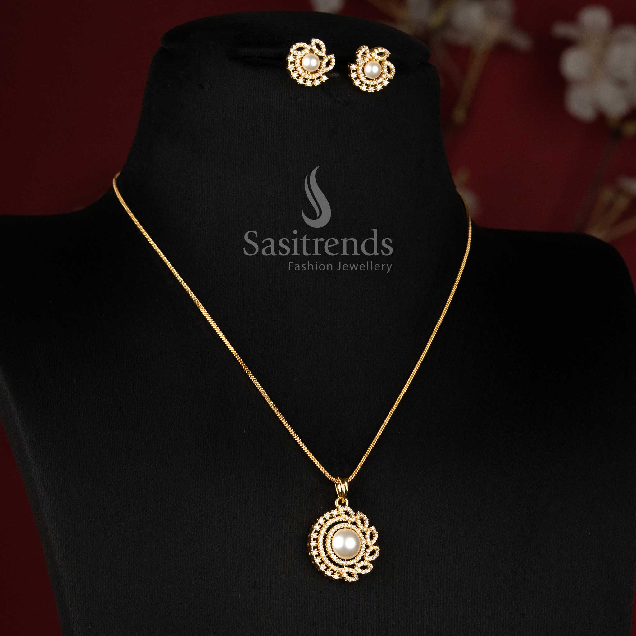 Graceful Micro Gold Plated Pearl Halo Pendant Necklace Jewellery Set for Women - Sasitrends