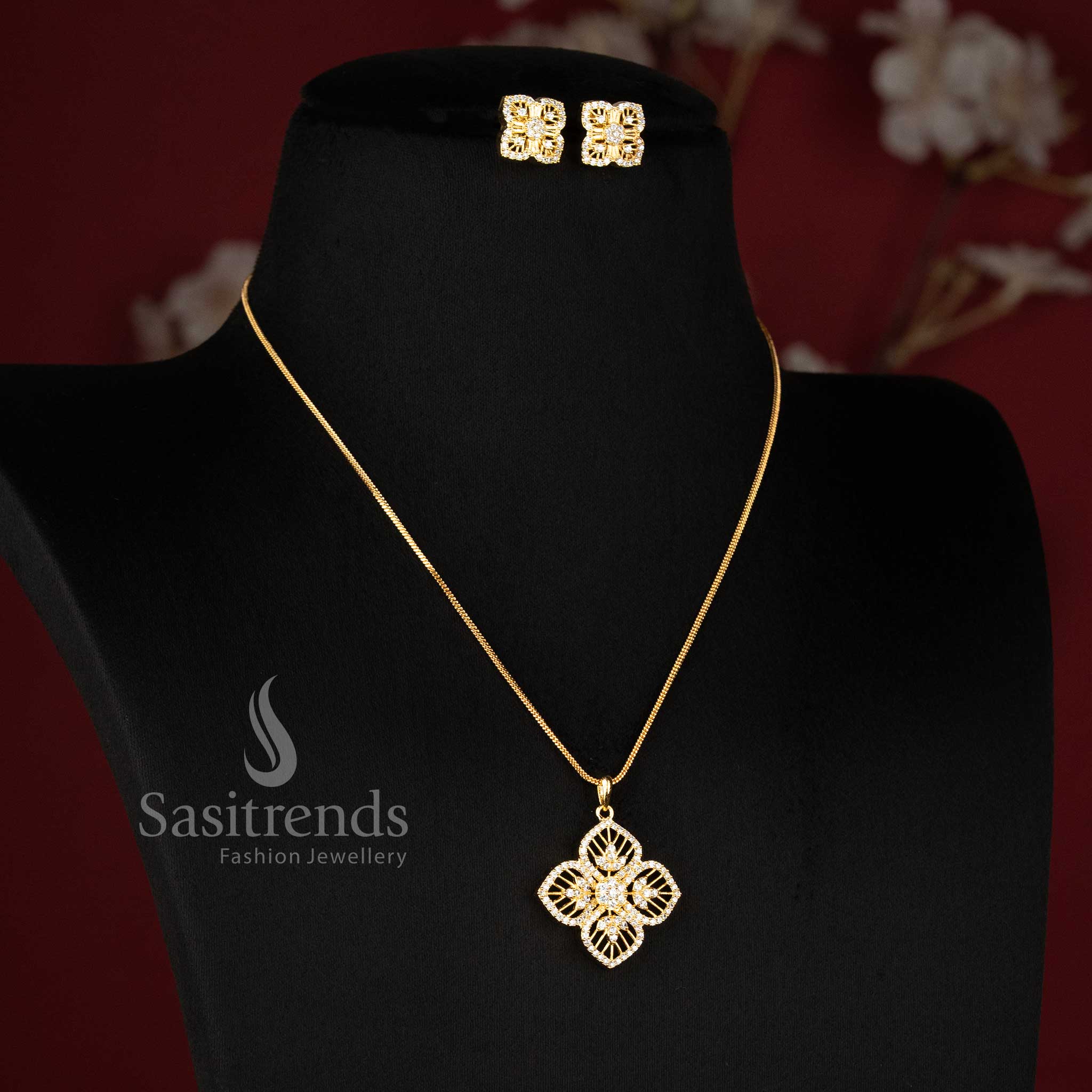 Micro Gold Plated AD Stone Four-Leaf Floral Pendant Chain Necklace Set - Sasitrends