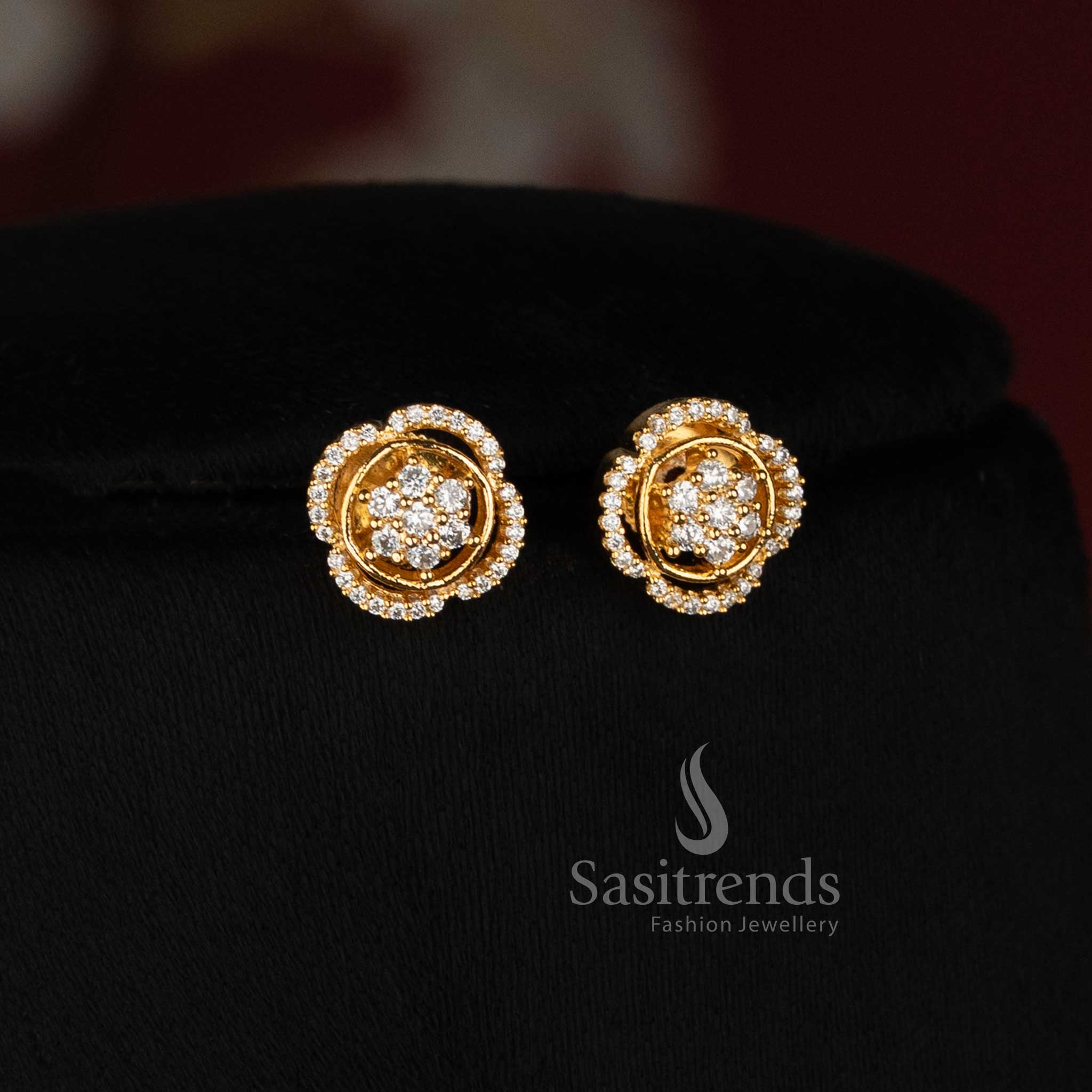 Micro Gold Plated Scalloped Floral AD Pendant Chain Set for Festive and Party Wear - Sasitrends