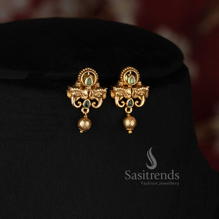 Traditional South Indian Goddess Lakshmi Necklace Set with Real Gold Look and Guaranteed Quality for Women - Sasitrends