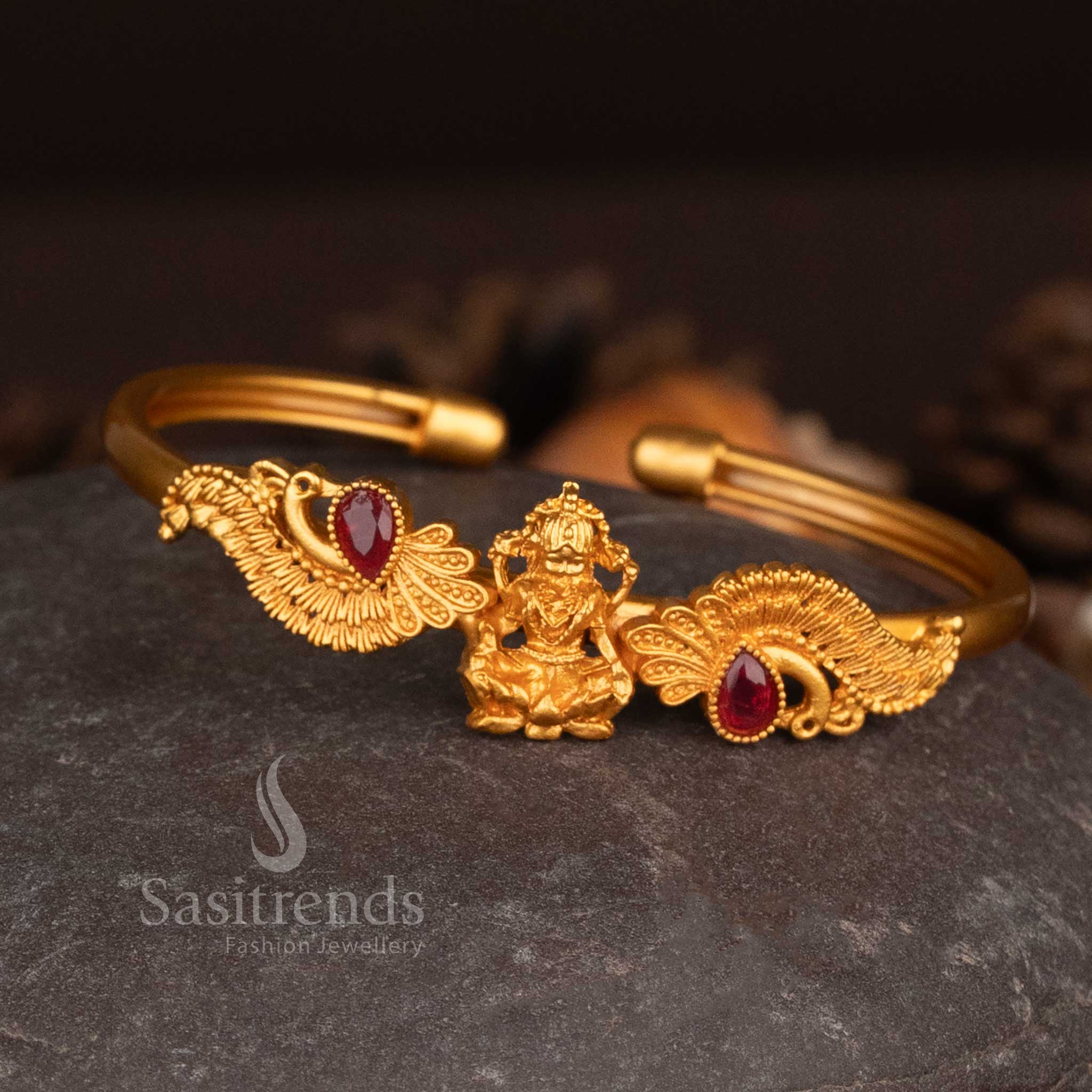 Coin motif temple style bangle with leafy structure design - Sasitrends