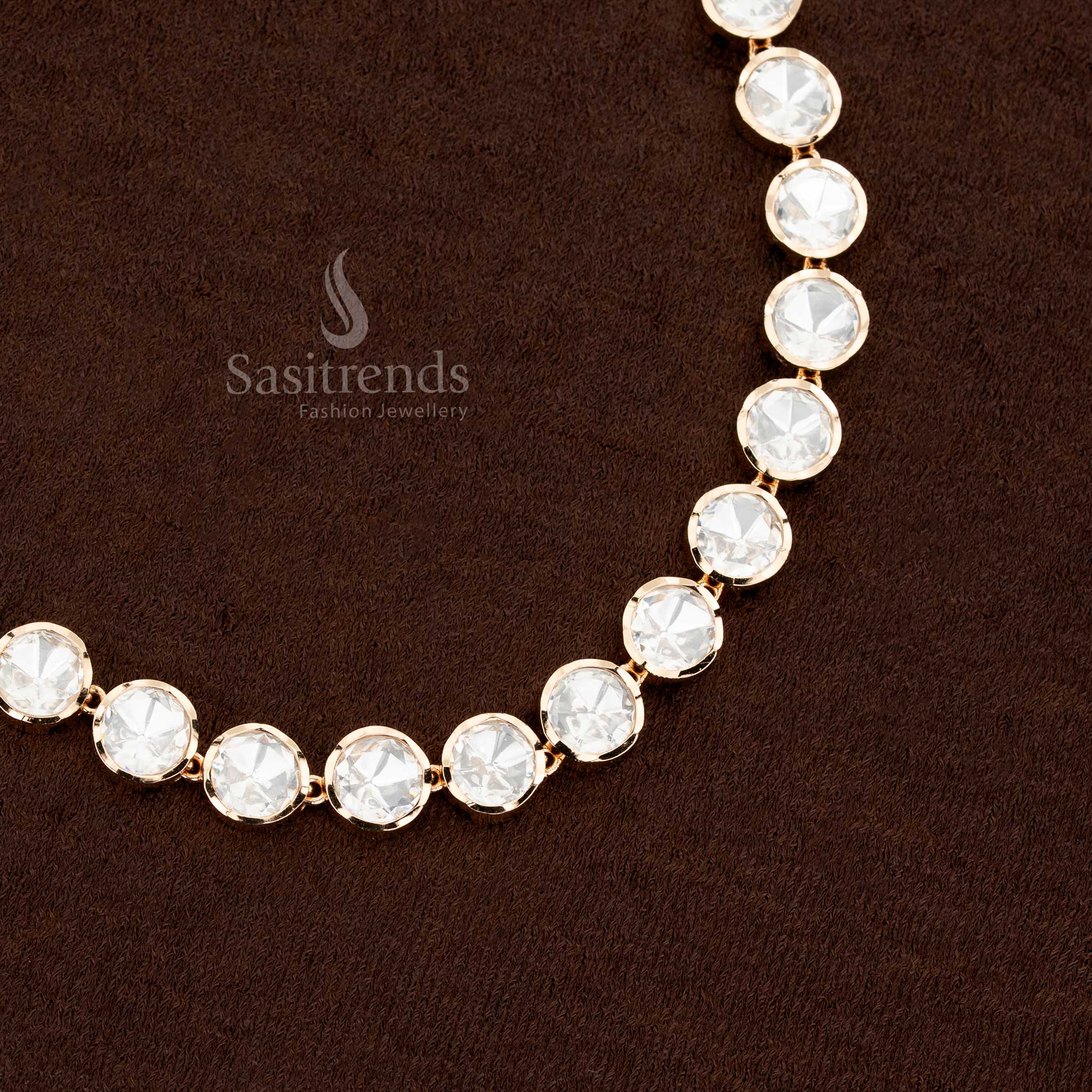 Round Kundan Stone Necklace Set With Matching Stud Earrings For Festivals - Sasitrends 