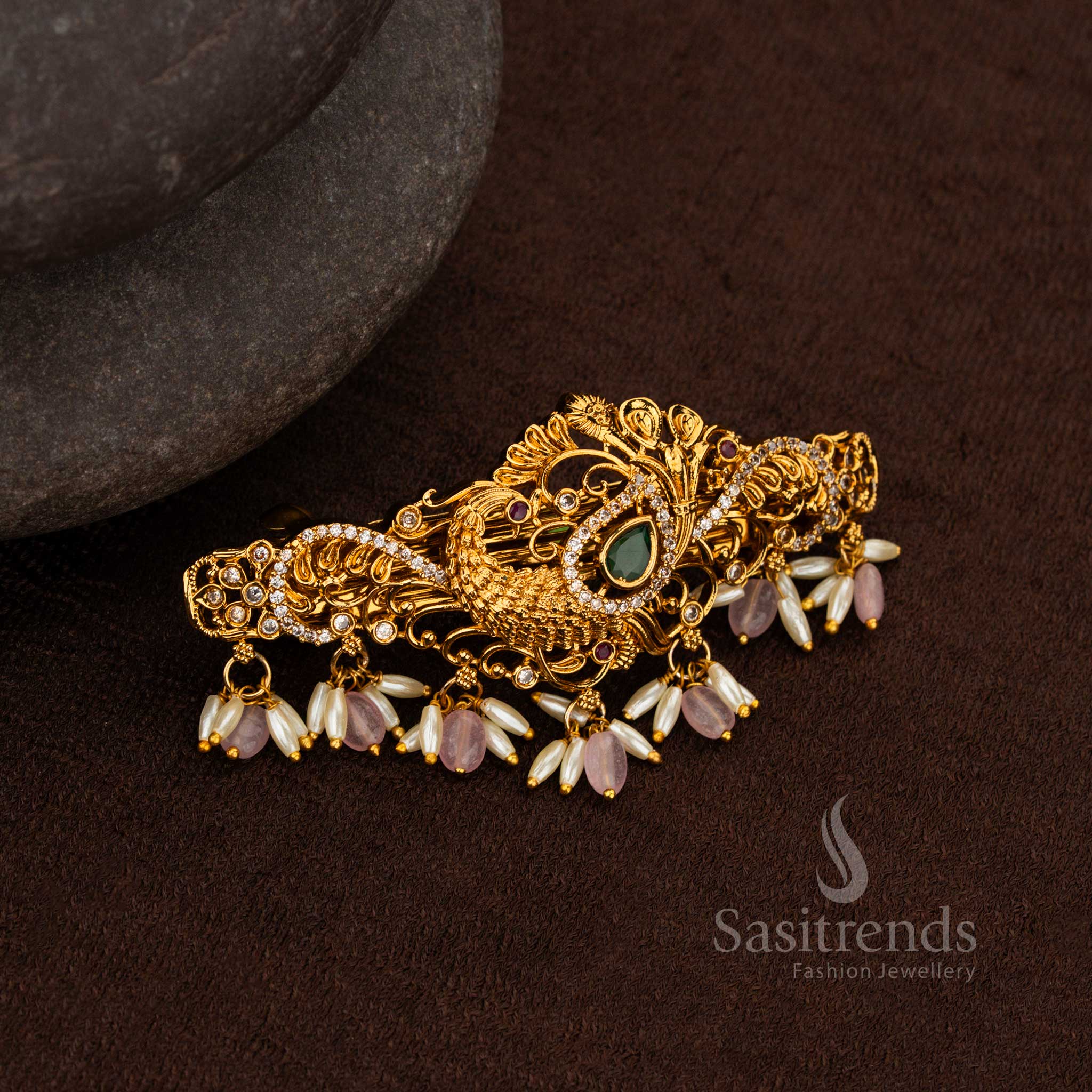 Wedding hair accessory in matte gold with multicolor stones and pearls – Sasitrends