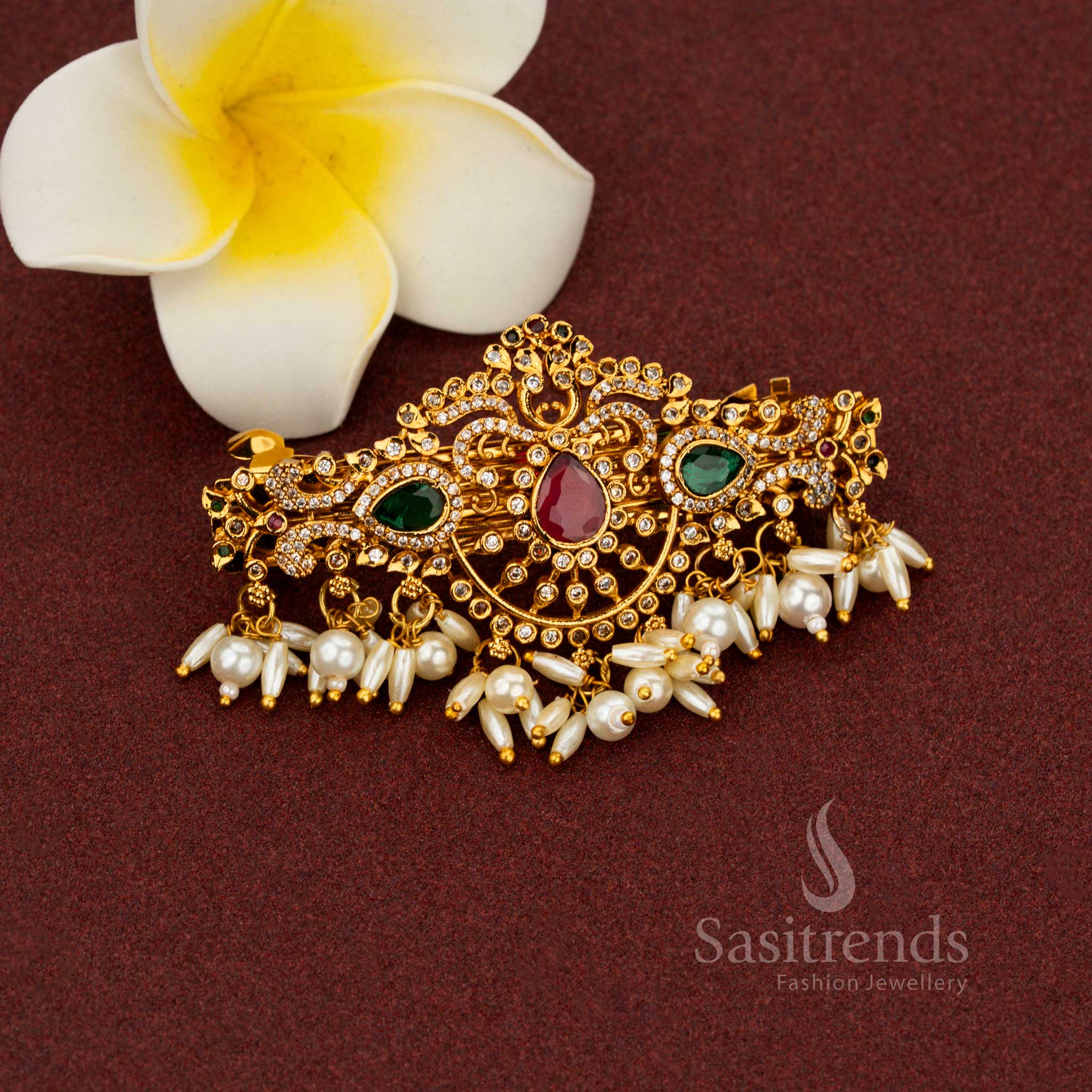 Baroque white AD pearl hair clip featuring opulent matte gold teardrop floral patterns resplendent multi-color brilliance aristocratic craftsmanship and sacred elegance perfect for eternal bridal grandeur – Sasitrends