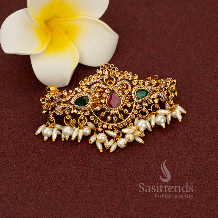 Baroque white AD pearl hair clip featuring opulent matte gold teardrop floral patterns resplendent multi-color brilliance aristocratic craftsmanship and sacred elegance perfect for eternal bridal grandeur – Sasitrends