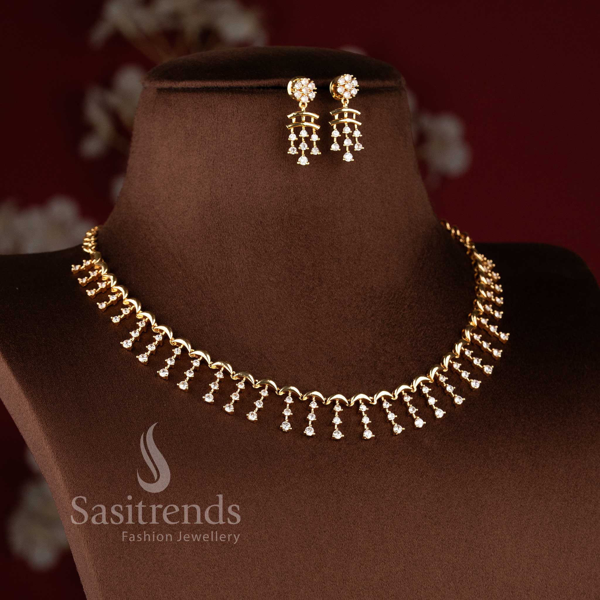 Elegant lightweight AD necklace set with dangling tassel design for women.