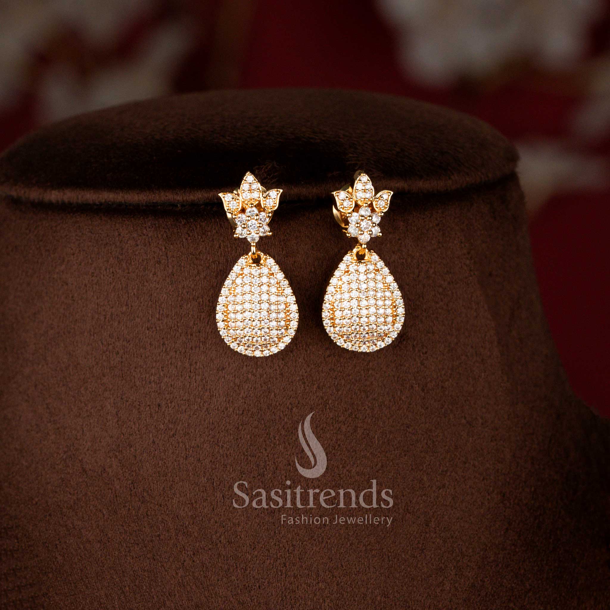 Micro Gold Plated Flower Design Necklace Jewellery Set Featuring Sparkling American Diamond Stones and Designer Pendant for Women - Sasitrends