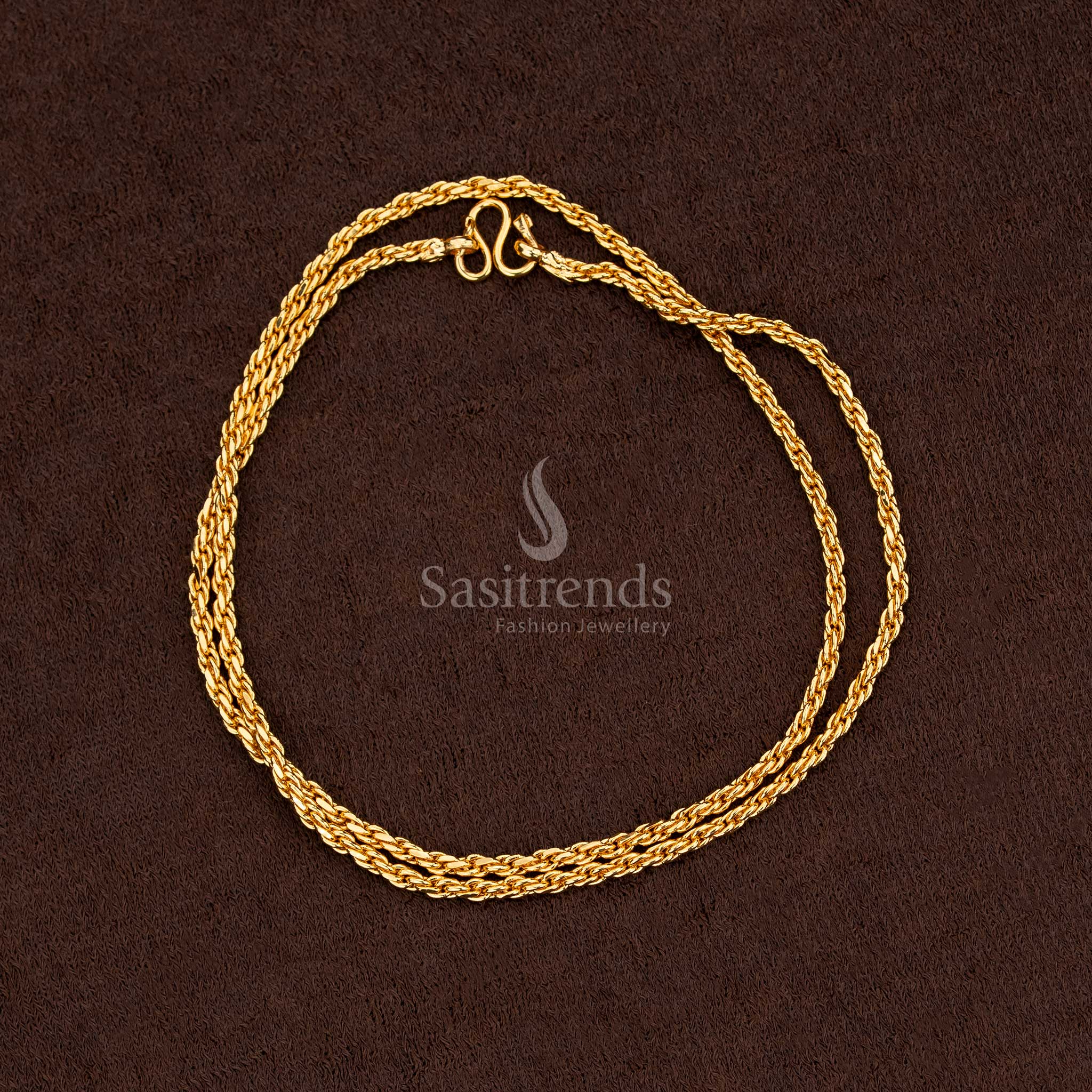 Sasitrends Micro Gold Plated Rope Design Chain 18 Inches Front View