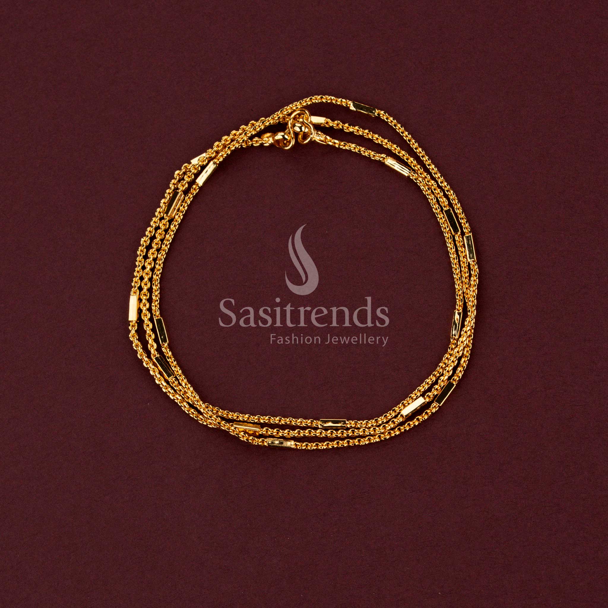 Elegant Savitham Link chain crafted with detailed traditional patterns and premium jewellery artistry for women - Sasitrends.
