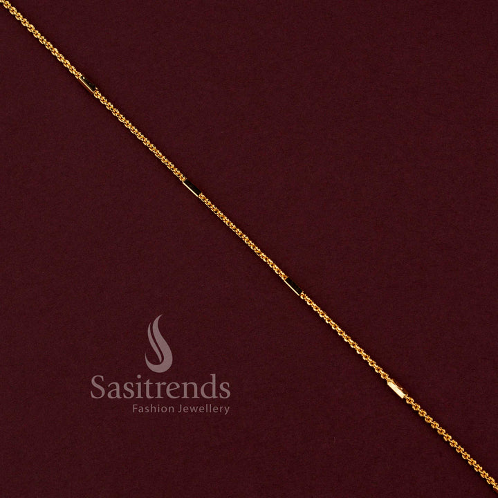 Elegant Savitham Link chain crafted with detailed traditional patterns and premium jewellery artistry for women - Sasitrends.