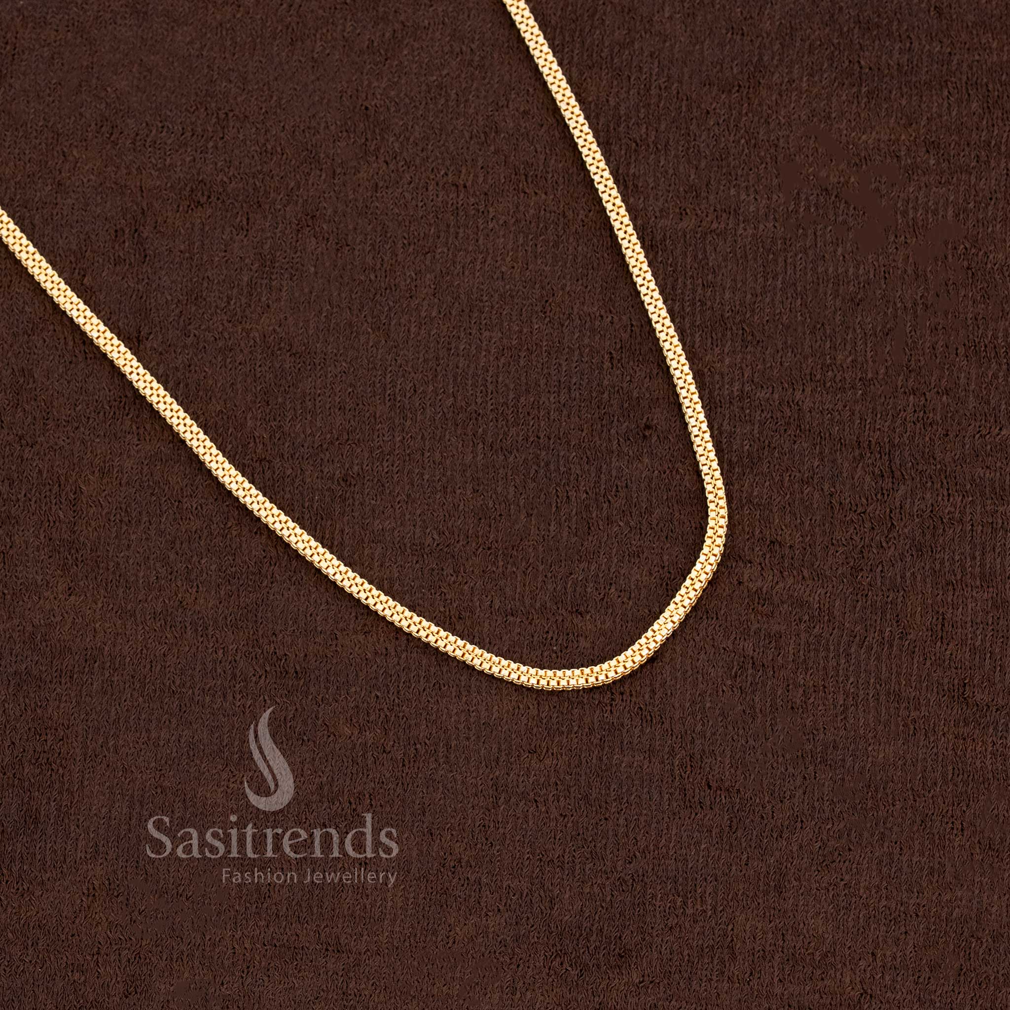 Elegant Temple Wear Micro Gold Plated Round & Square Pattern Chain