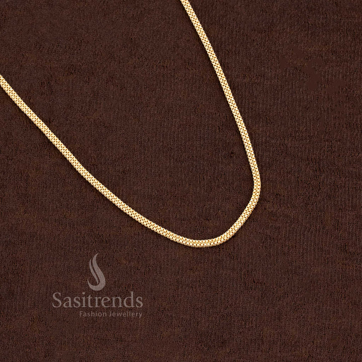Elegant Temple Wear Micro Gold Plated Round & Square Pattern Chain