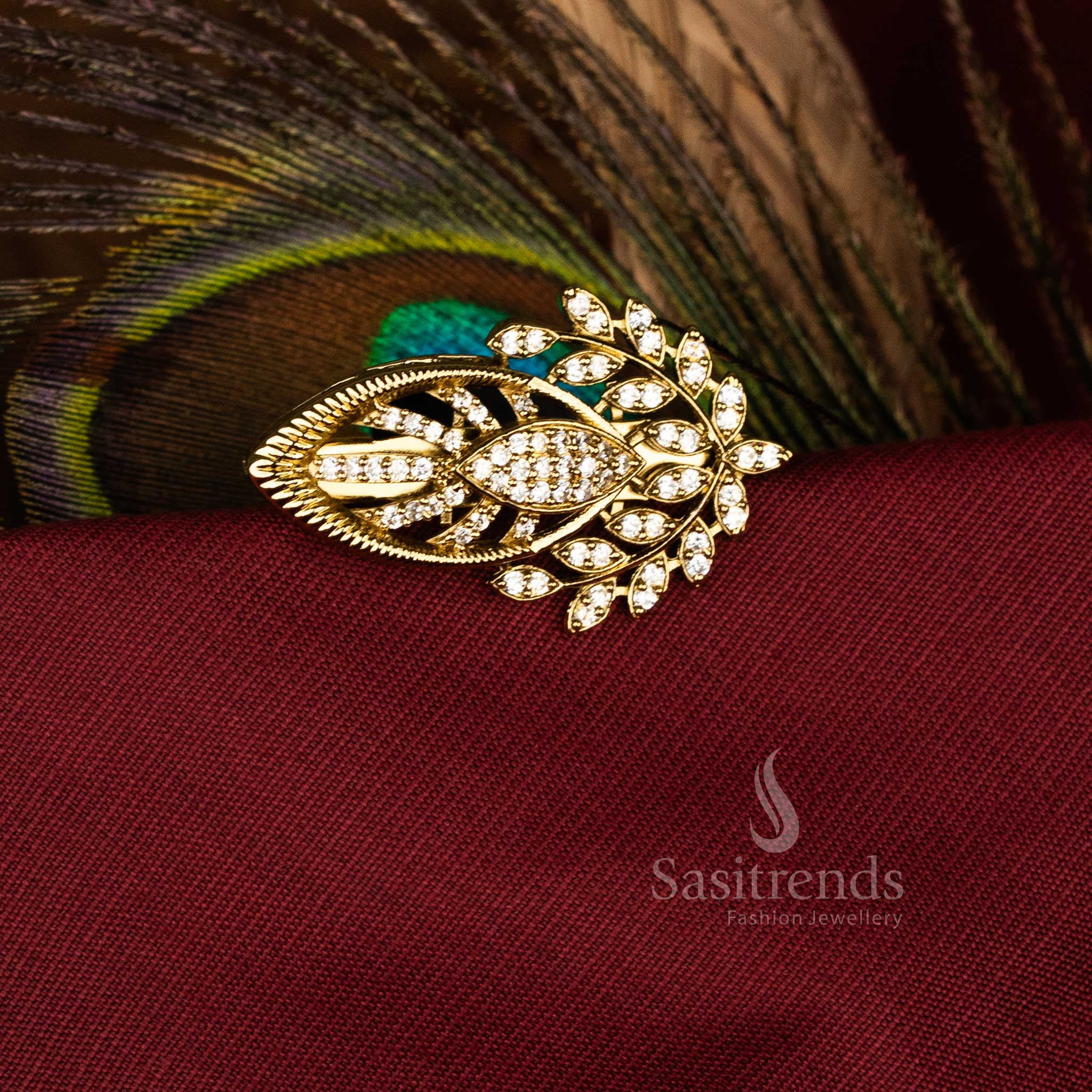 Elegant Mahendi Accent Marquise Leaf Saree Pin for Weddings, Festivals, and Temple Ceremonies – Sasitrends