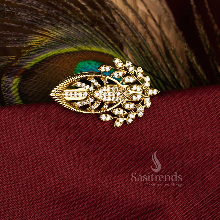 Elegant Mahendi Accent Marquise Leaf Saree Pin for Weddings, Festivals, and Temple Ceremonies – Sasitrends