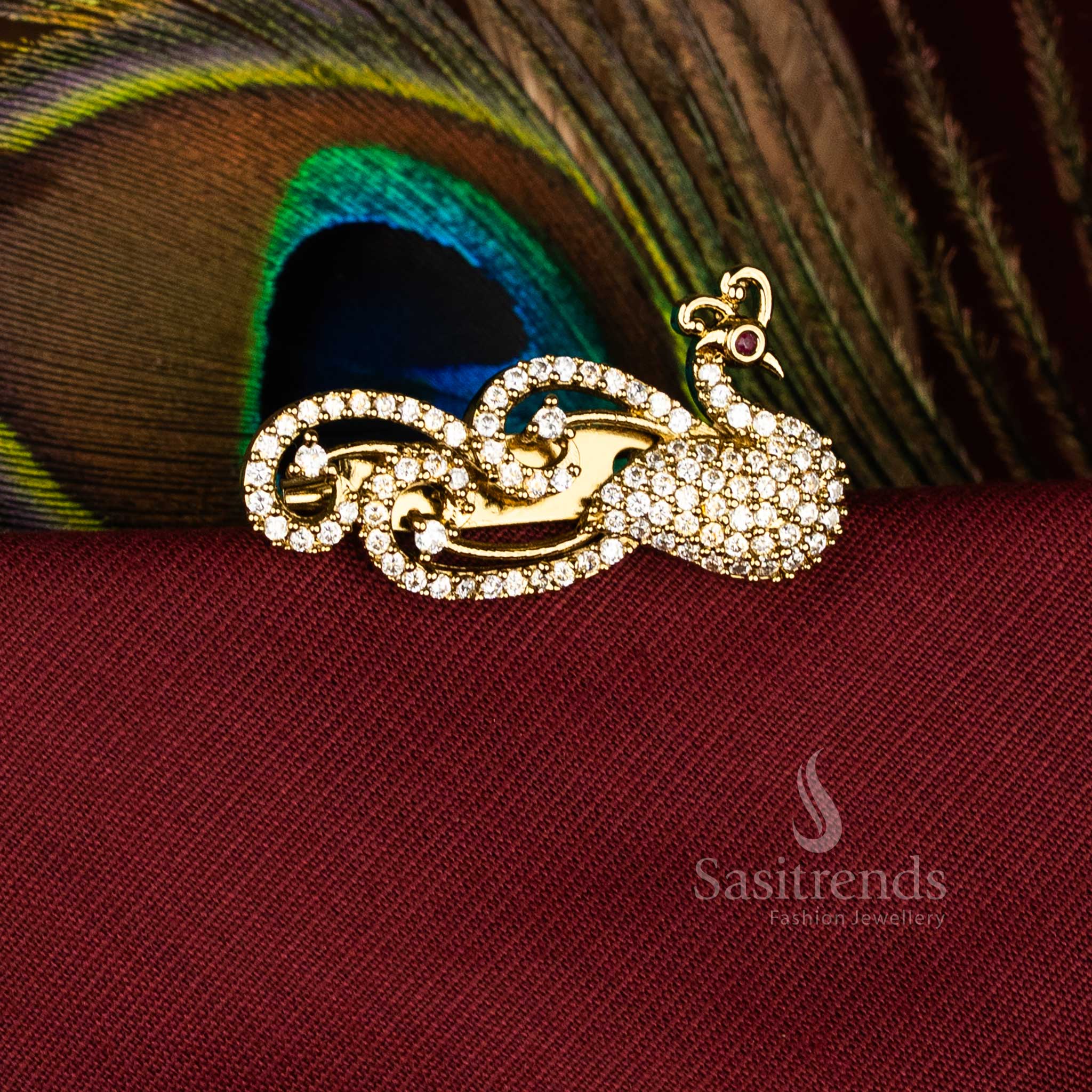 Traditional American Diamond Peacock Cluster Saree Pin with Mahendi Finish Accents – Sasitrends