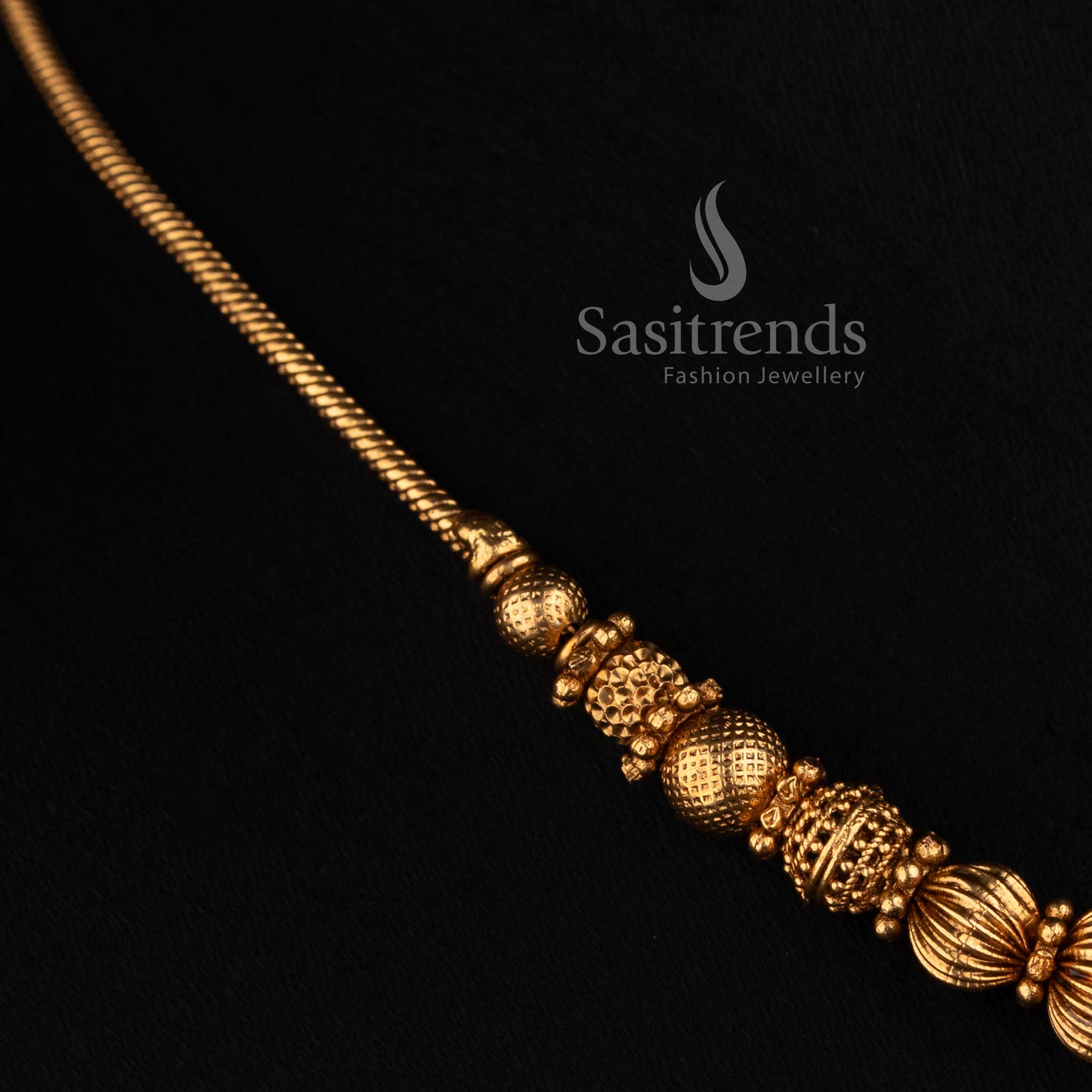 2760 elegant temple matte gold plated ball chain necklace with faceted accents and traditional centre ball design