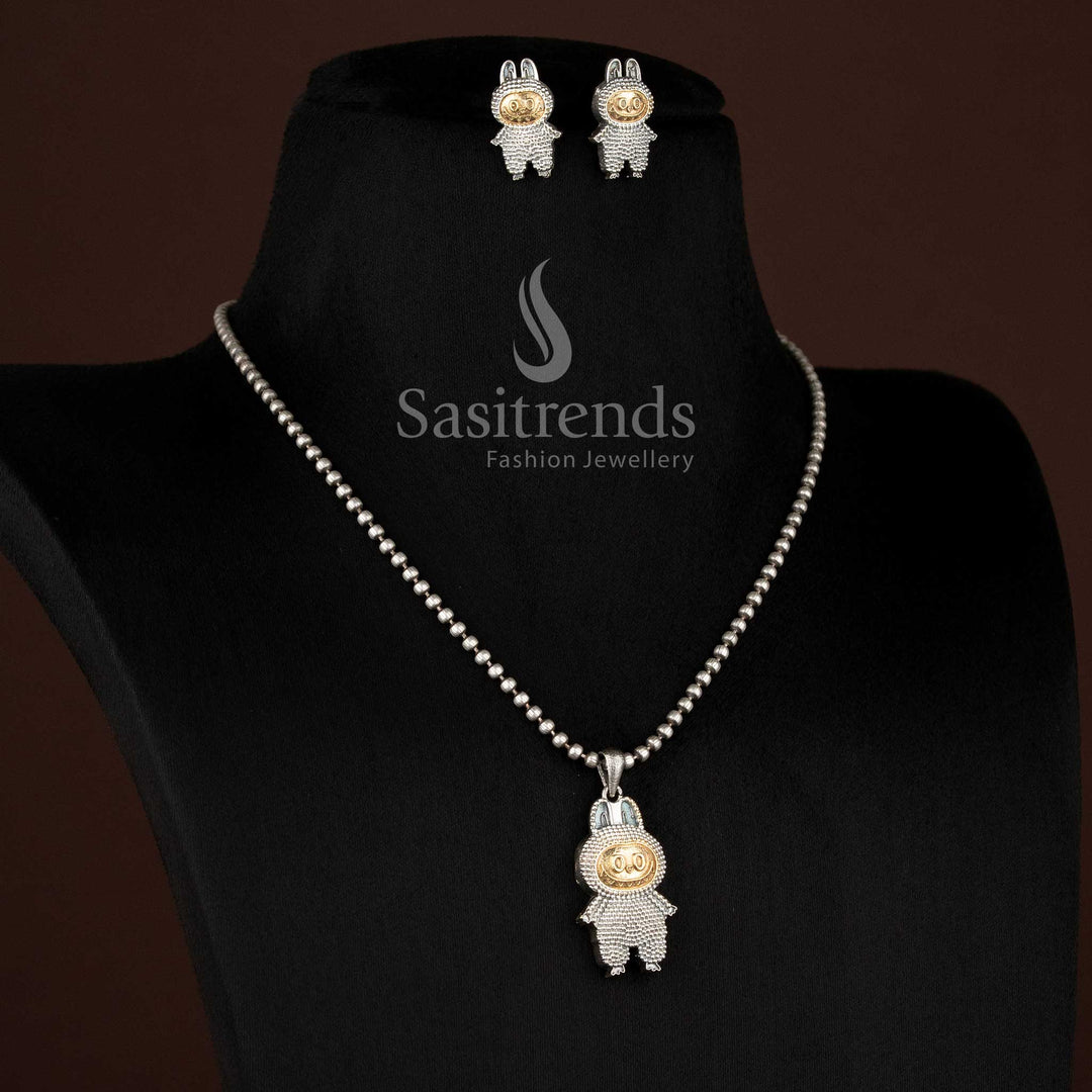 Striking oxidised dual tone necklace and earrings set for weddings and celebrations Sasitrends