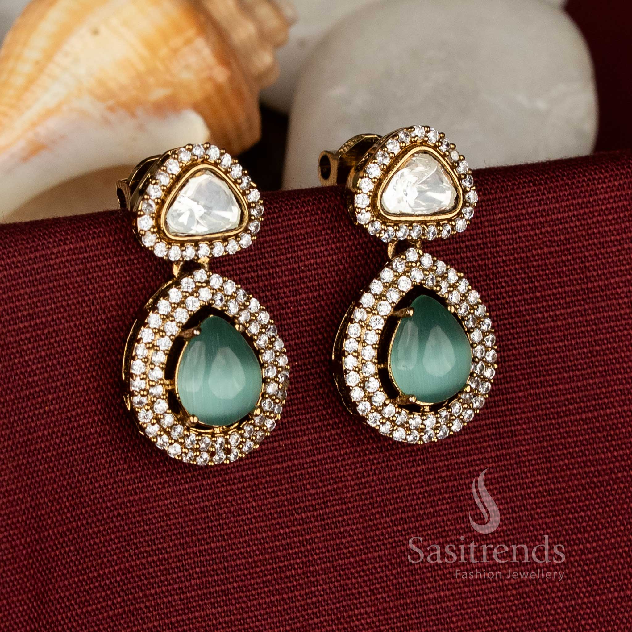 Sparkling Victorian-inspired teardrop earrings for premium event styling – Sasitrends